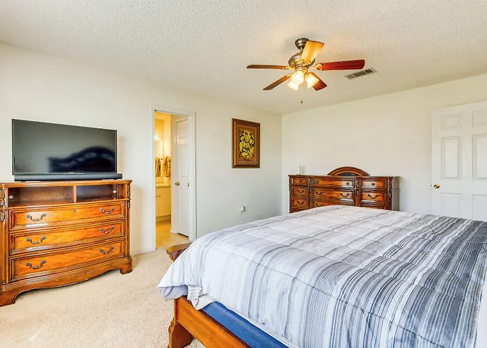 Navarre Vacation Rental Home ~ 4 Mi To Beach!